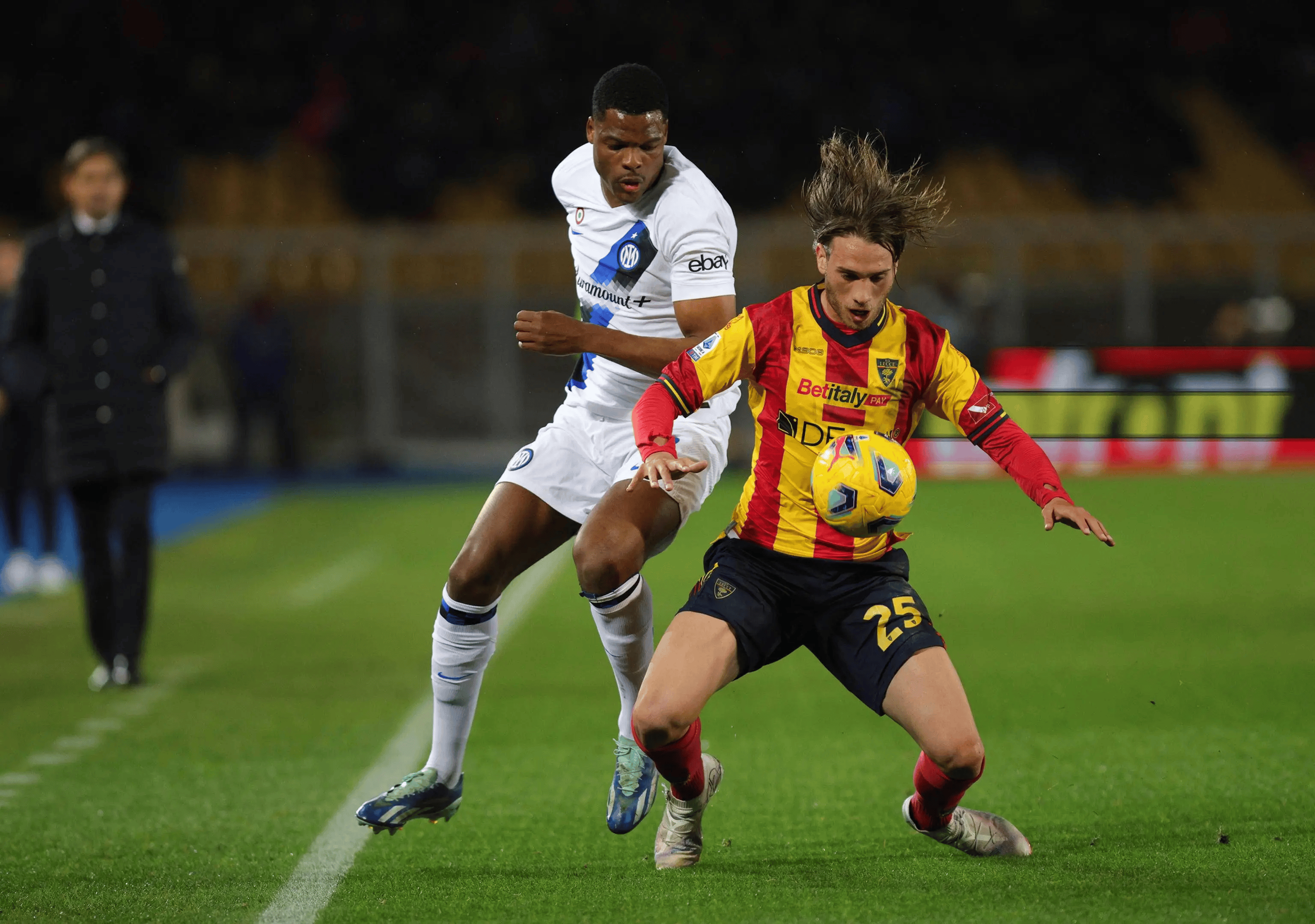 aoa体育体育官网入口-AC米兰客场不敌维罗纳，遭遇两连败的简单介绍