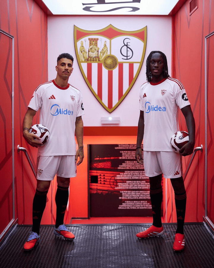 塞维利亚击败对手,保持不败记录 塞维利亚击败对手,保持不败记录