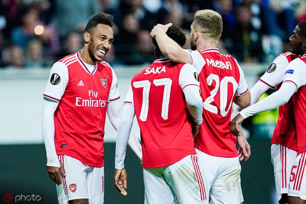 包含枪手攻势凶猛,枪手偷窥晋级筑就胜利乐章的词条 包含枪手攻势凶猛,枪手偷窥晋级筑就胜利乐章的词条