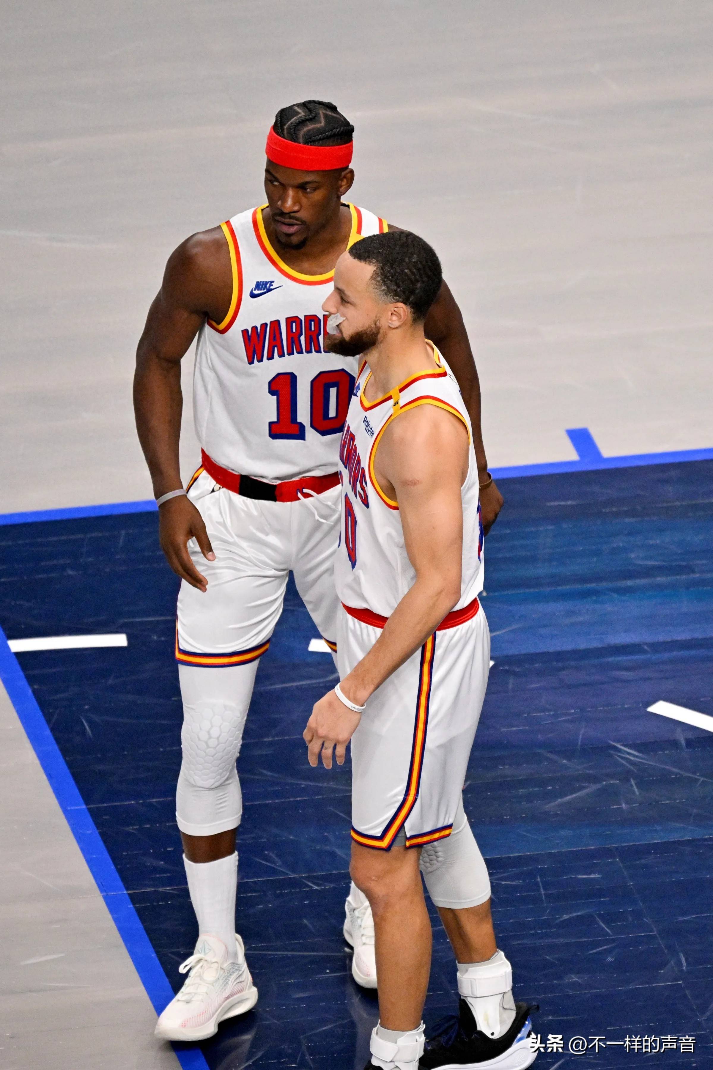 aoa体育体育app-尼克斯客场击败篮网，演绎华丽逆袭的简单介绍