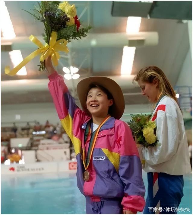 泰国代表团在游泳赛场上斩获多面奖牌 泰国代表团在游泳赛场上斩获多面奖牌