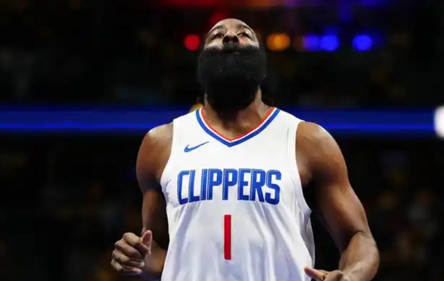 关于快船全队遭遇伤病危机,连续人倒下的信息 关于快船全队遭遇伤病危机,连续人倒下的信息