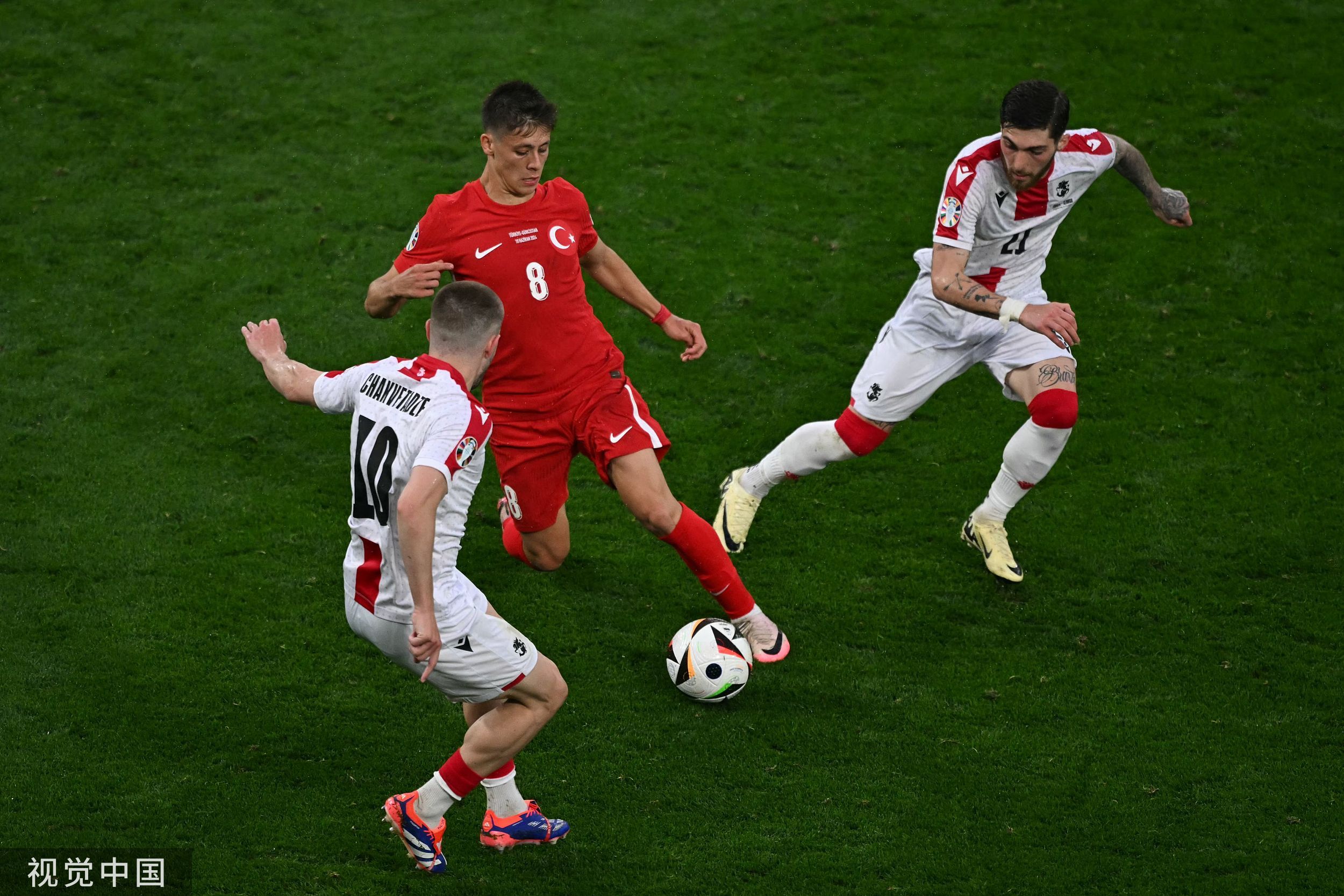 aoa体育体育官网入口-欧洲国家杯赛事中球队实力悬殊