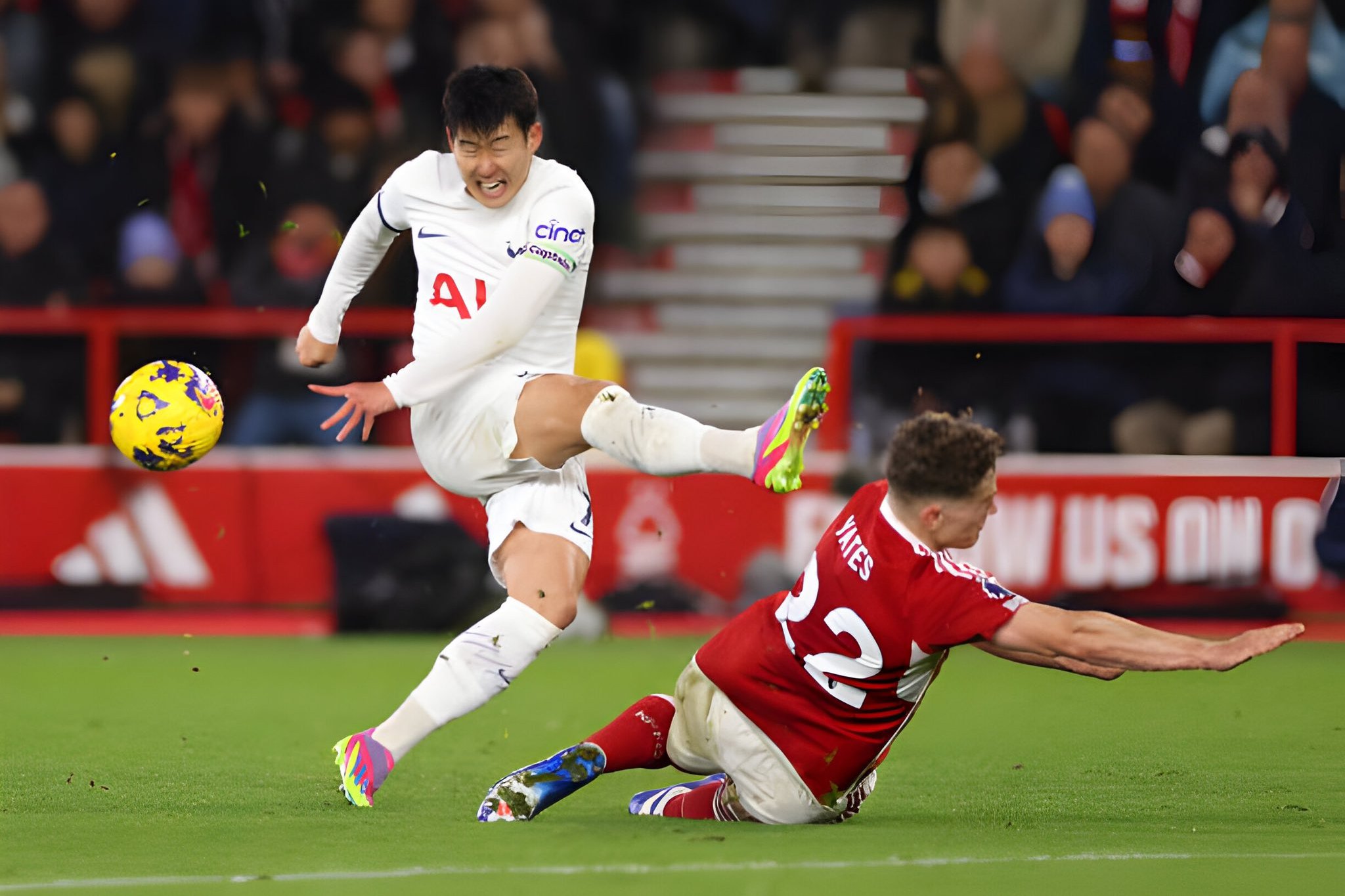 包含青岛黄海客场击败对手，球队信心大增继续努力的词条