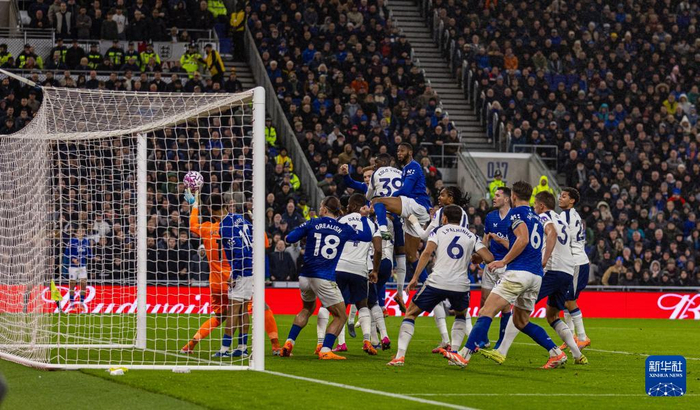 埃弗顿客场不敌,遗憾的失利 埃弗顿客场不敌,遗憾的失利