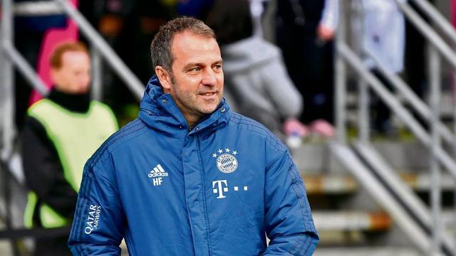 关于沙尔克遭遇意外失利，面临调整压力的信息